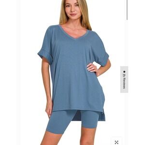 Zenana V-Neck Top & Biker Shorts Set – Blue/Grey – Size medium – New